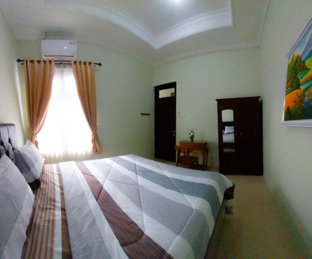 יוגיאקרטה Gated 3Br Residence - 10 Mins From Malioboro מראה חיצוני תמונה