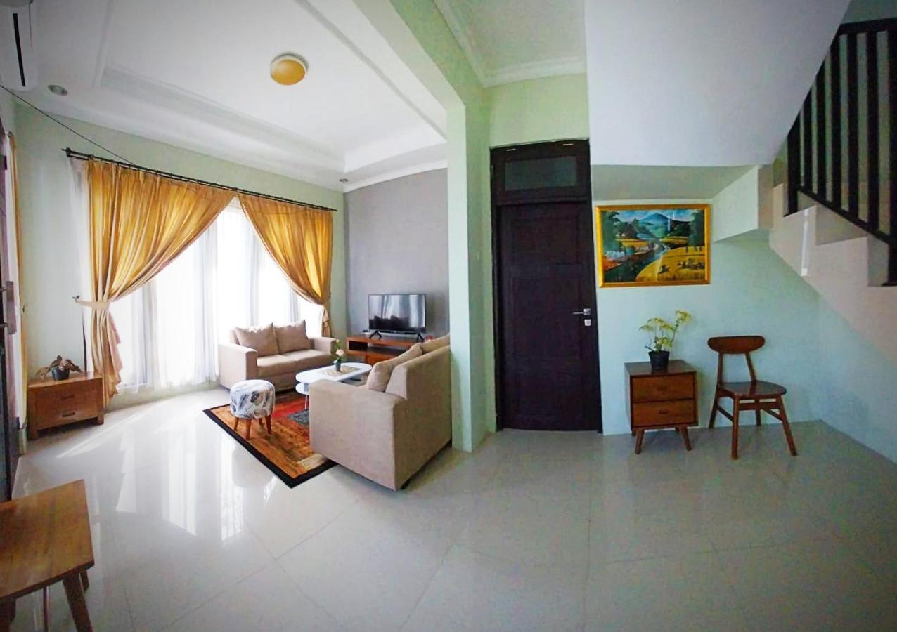 יוגיאקרטה Gated 3Br Residence - 10 Mins From Malioboro מראה חיצוני תמונה